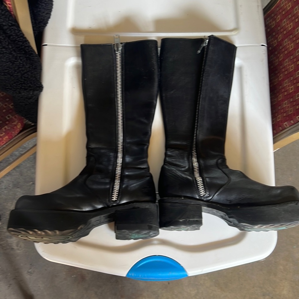 Vintage 90’s Fluevog moto boots